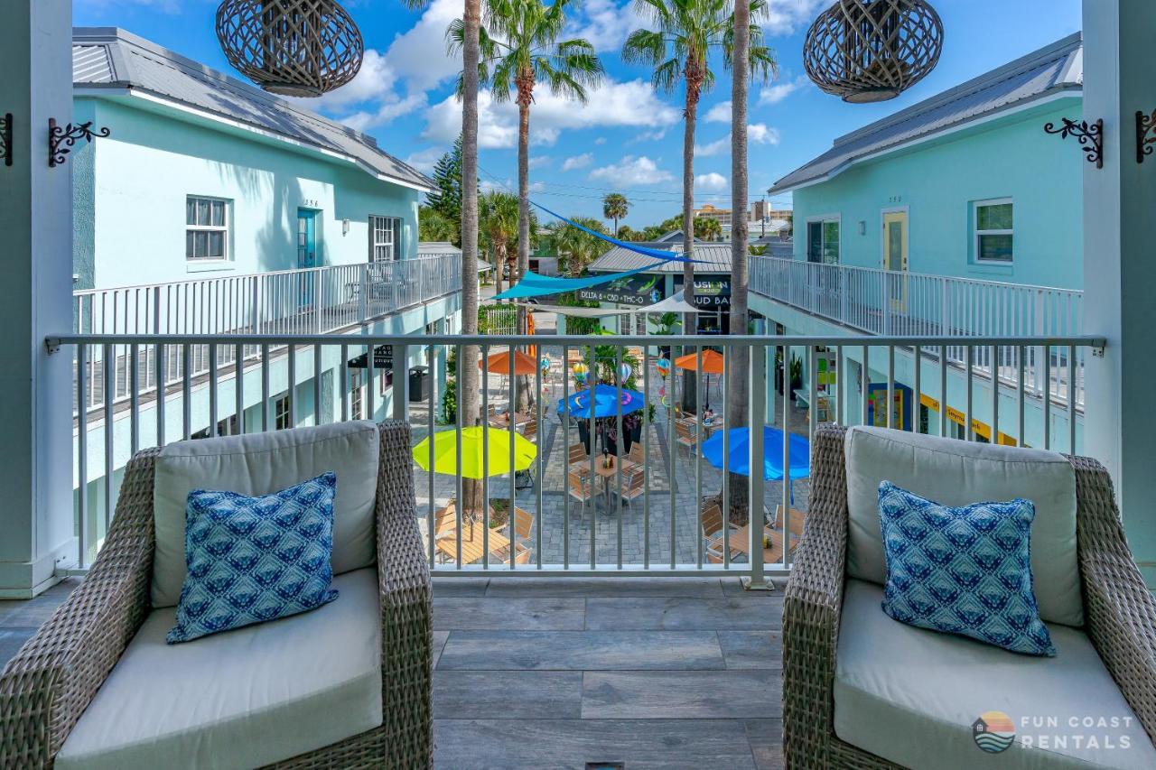 On Flagler Avenue! Dog Friendly With Balcony And Parking Walk To The Beach! New Smyrna Beach Exteriér fotografie