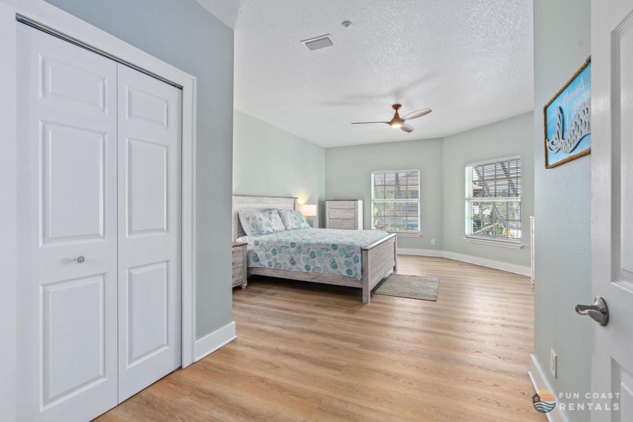 On Flagler Avenue! Dog Friendly With Balcony And Parking Walk To The Beach! New Smyrna Beach Exteriér fotografie